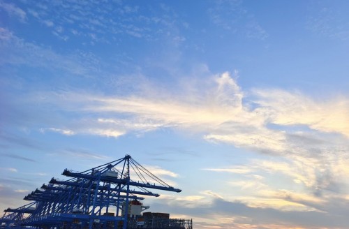 利維智能榮獲中國(guó)港口協(xié)會(huì)科學(xué)技術(shù)一等獎(jiǎng)